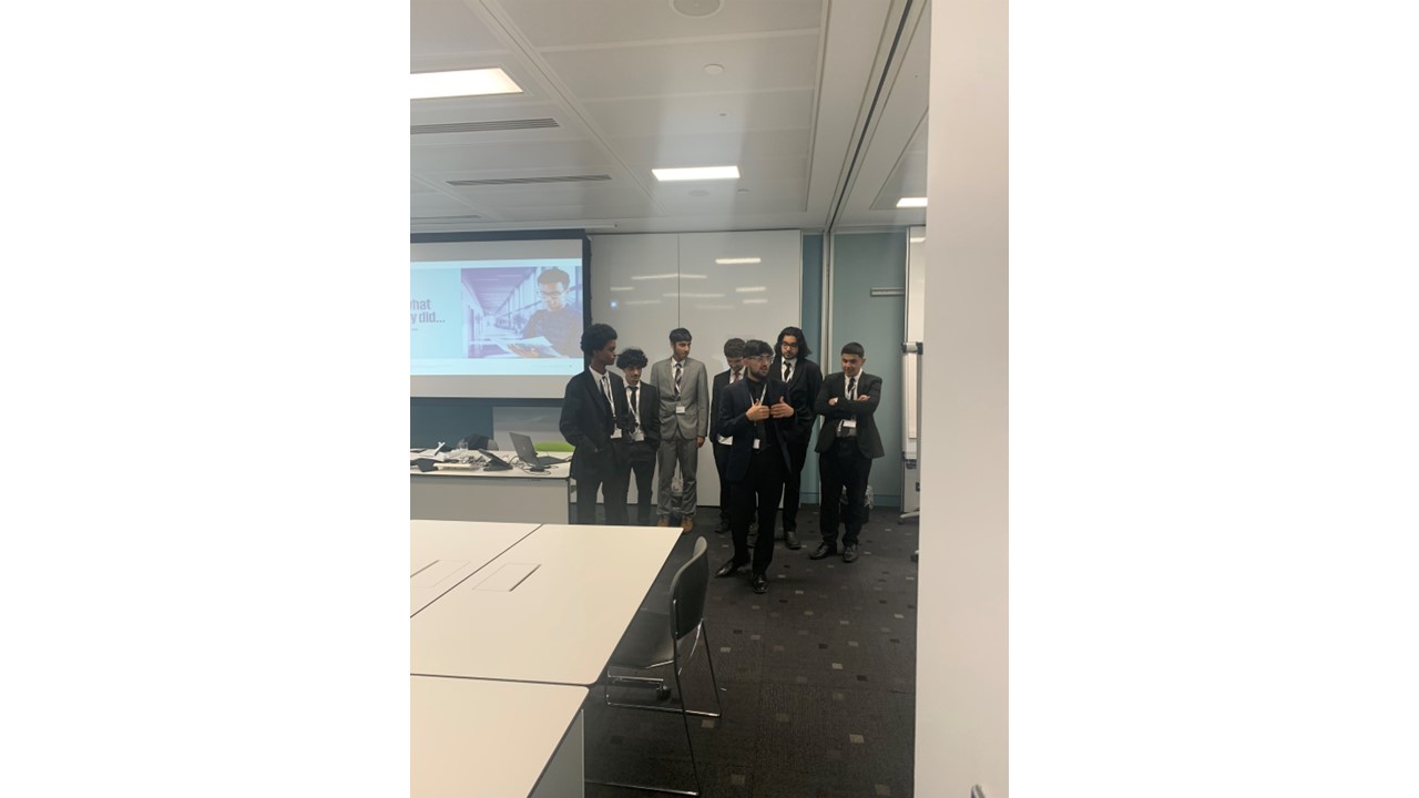 Image for news item 'Year 12 Trip to KPMG'